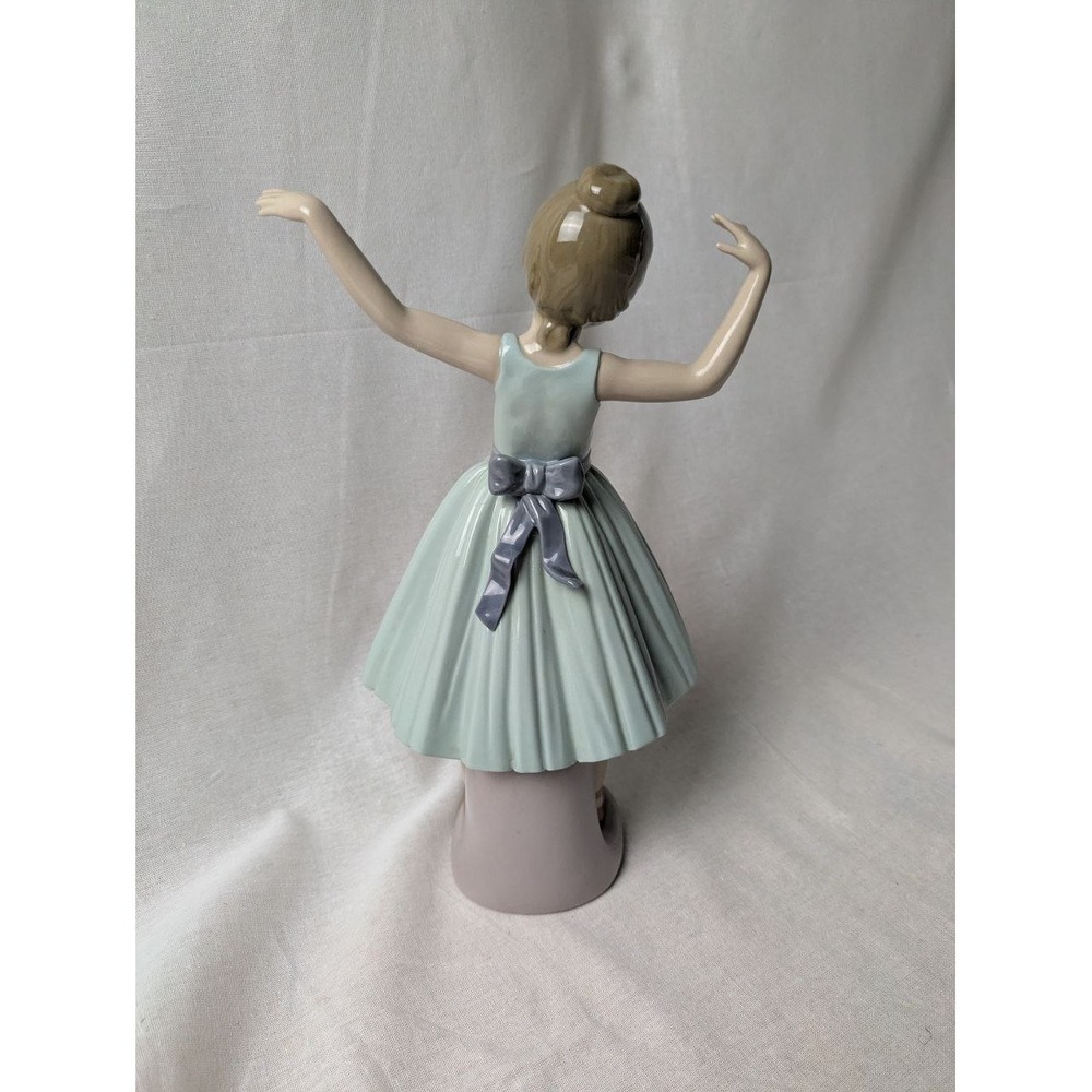 Retired Lladro 5094 Ballerina Figurine: Ballet First Step Porcelain Sculpture 80 - Picture 3 of 5